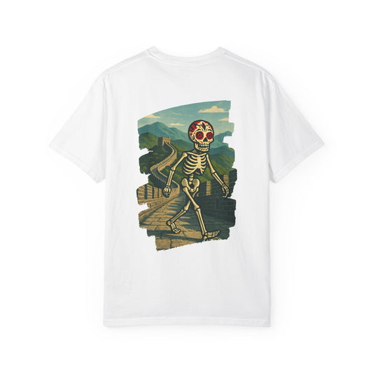 "Dead Walk the Wall" – Skeleton Explorer at the Great Wall Unisex Tee